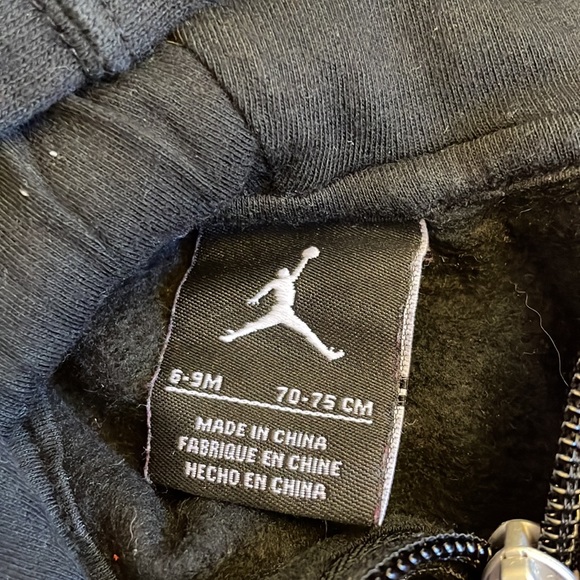 Jordan Girls Sweatsuit Black/Pink Size 6-9 Months - Picture 4 of 9